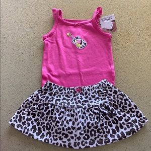 NWT 9 Month Carter’s Two Piece Cheetah Outfit